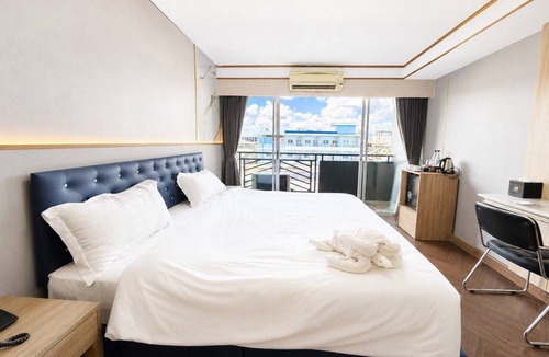 Rama 9 Hotel | Roseate Ratchada