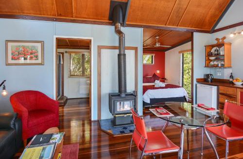 Maleny Bed & Breakfast | Rosebrook Cottages