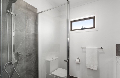 Rosebud House | Rosebud Beachside Gem