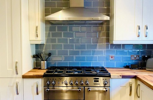 Ellemford Apartment | Roseburn Edinburgh Beautiful 2 Bedroom Apartment