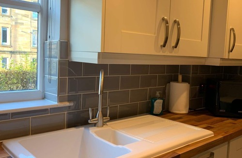 Ellemford Apartment | Roseburn Edinburgh Beautiful 2 Bedroom Apartment