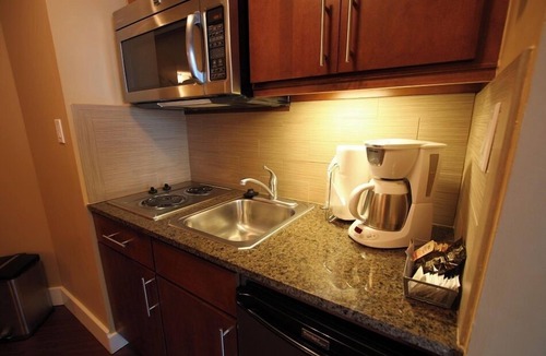 Yaletown Apartment | Rosedale Condominiums