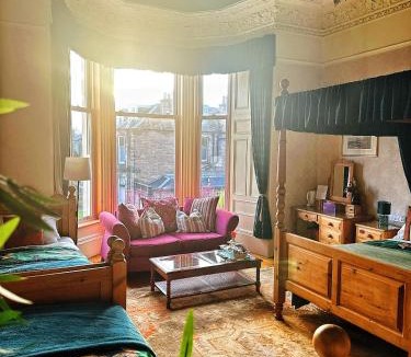 Newington House | Rosehall Hotel