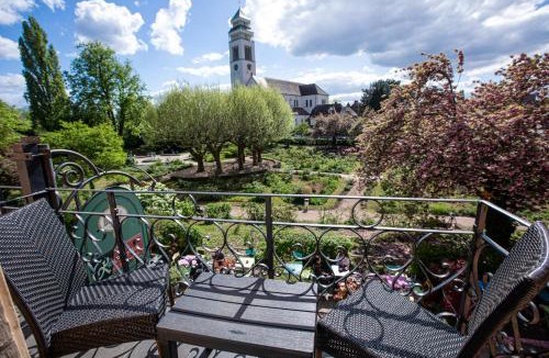 Kehl House | Rosengarten