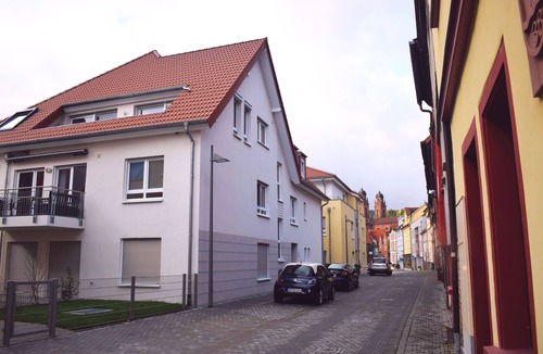 Eberbach Apartment | ROSENTURMBLICK - centrally located, furnished apartment for temporary rental