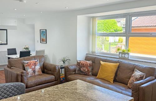Hamsterley House | Roslyn Cottage