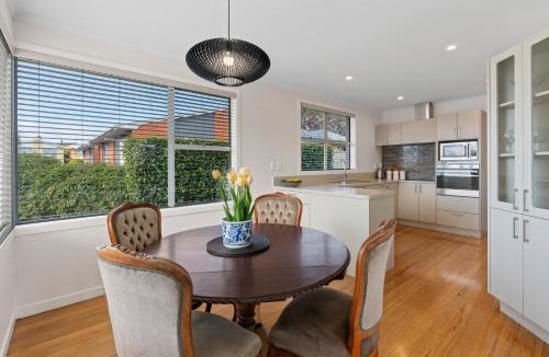 Roslyn Apartment | Roslyn Sanctuary Highgate Dunedin