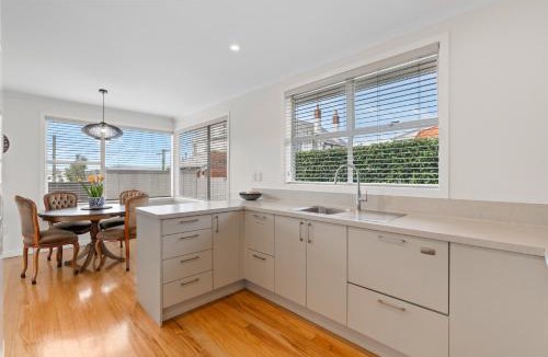 Roslyn Apartment | Roslyn Sanctuary Highgate Dunedin