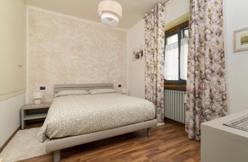 Bosco Chiesanuova House | Rosmary42 Miralago