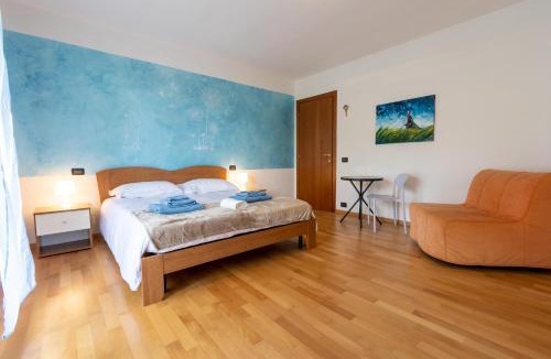 Tarcento Bed & Breakfast | ROSSO DI SERA Bed & Breakfast