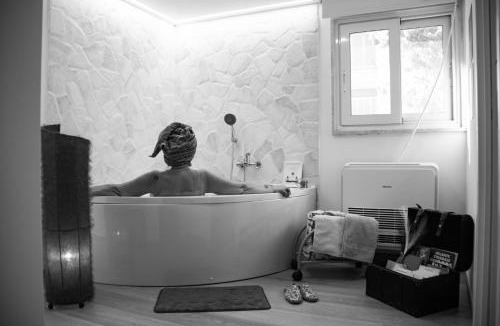 Triggiano House | Rosu