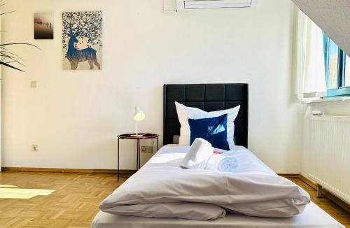 Wolfsburg Apartment | Rothenfelder Duo- 16 Personen- 2 Wohneinheiten- Parkplatz- Waschmaschine