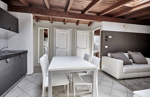 Milano Marittima Apartment | Rouge Maison