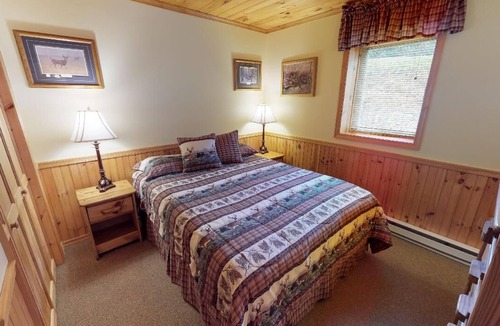 Sabinsville Cabin | Rough Cut Lodge - Suite 4