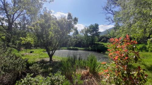 Bugarach Ski Chalet | Roulotte pour amoureux de la nature