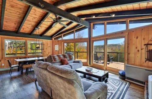 Plymouth House | RoundTop Chalet - Hot Tub, Fire Pit & Mountain Views near Killington & Okemo