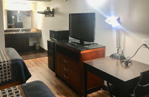 Circleville Hotel | Route23 inn