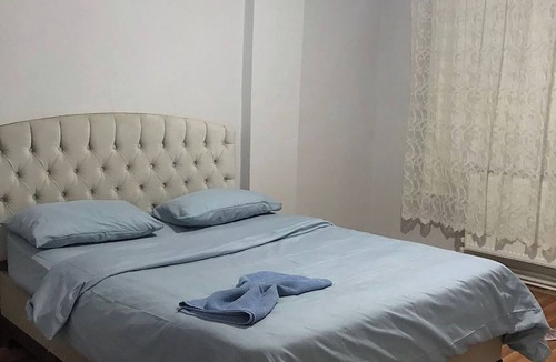 Tokat House | Rova Suit