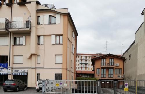 Stazione Apartment | Rovelli Room