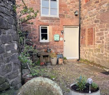 Cromford Apartment | Rowan Cottage