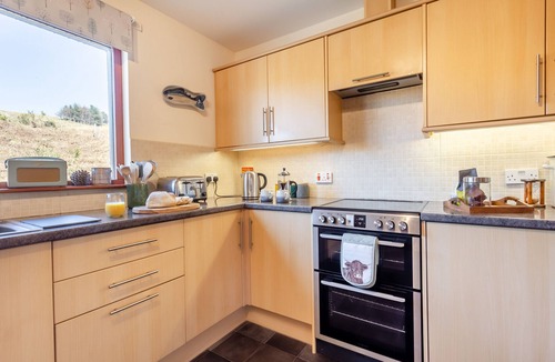 Ullapool House | Rowan Cottage - Three Bedroom House, Sleeps 6
