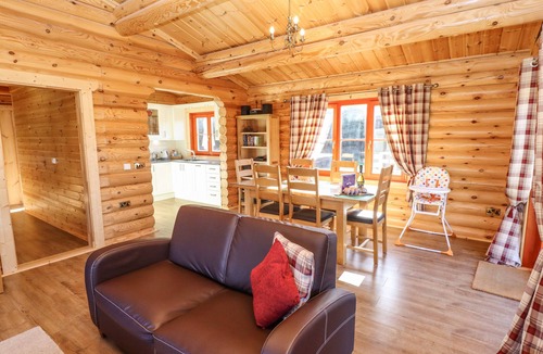Castle Bytham Cottage | Rowan Lodge