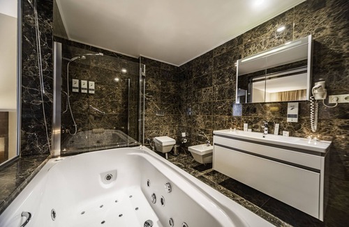 Bahcelievler Hotel | Rox Hotel