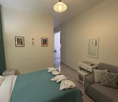 Petra Apartment | Roxani Studios-Apartments