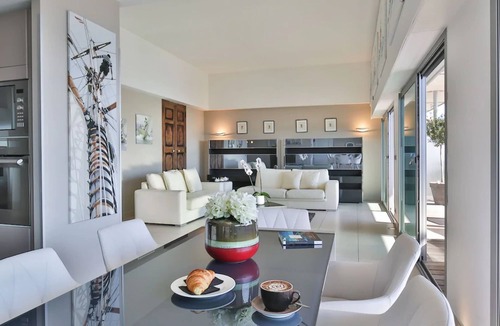 Antibes City Centre Hotel | Royal Antibes