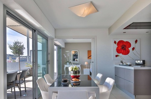 Antibes City Centre Hotel | Royal Antibes