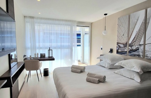 Antibes City Centre Hotel | Royal Antibes