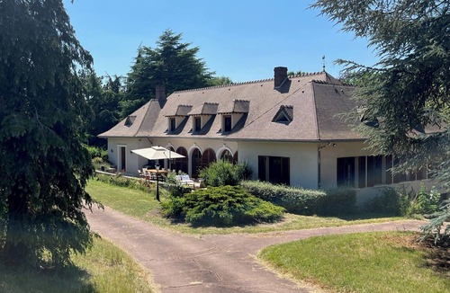 Auffreville-Brasseuil Villa | Royal Auffreville - 650m2 - 6 bedrooms