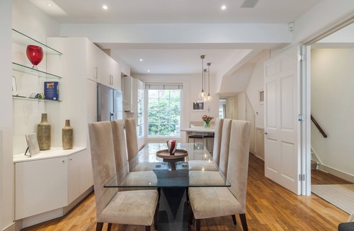 Abingdon House | Royal Borough Refinement, by Veeve