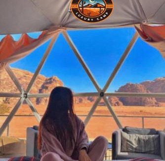 Wadi Rum Hotel | ROYAL BUBBLE lUXURY CAMP
