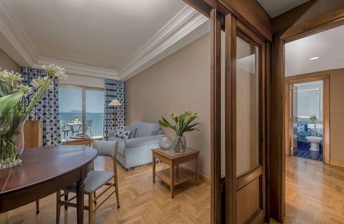 San Ferdinando Hotel | Royal Continental Hotel Naples