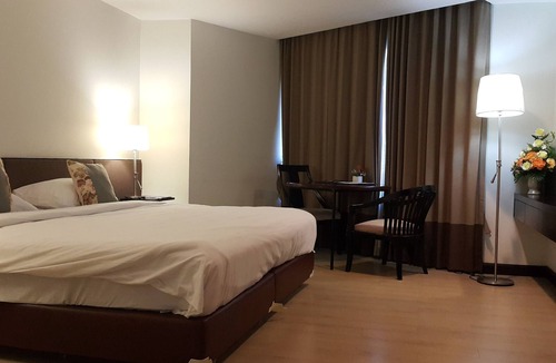 Khlong Kra Saeng Hotel | Royal Diamond Hotel
