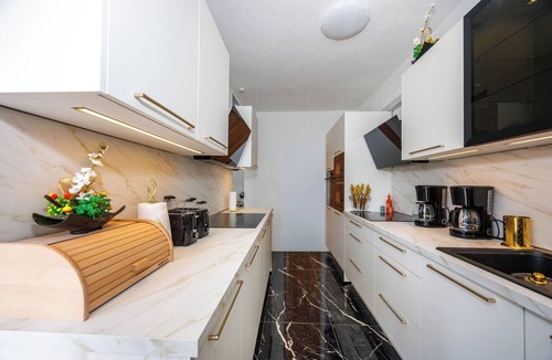 Crikvenica Villa | Royal Elysee