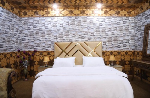 Gilgit House | Royal Guest House