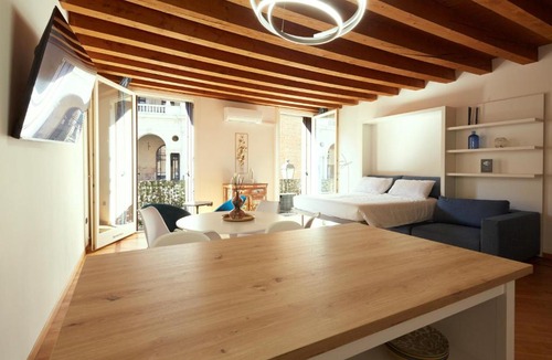 Vicenza Apartment | Royal Heritage Flat - Palladian Masterpiece View