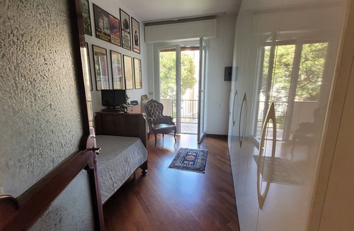Livorno Apartment | Royal House