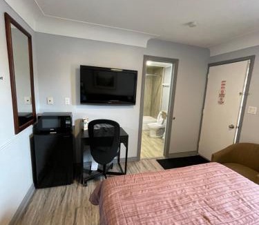 Aldershot Hotel | Royal Inn