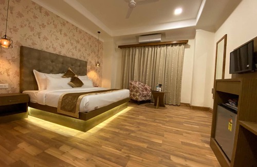 Mohal Hotel | Royal Mansion