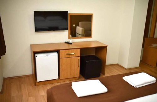 Mut Hotel | ROYAL MUT OTEL