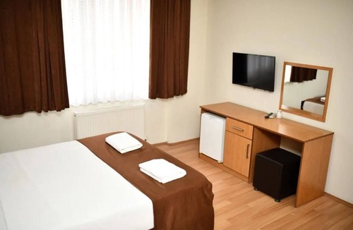 Mut Hotel | ROYAL MUT OTEL