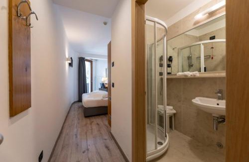 Giustino Hotel | Royal Olympic Hotel