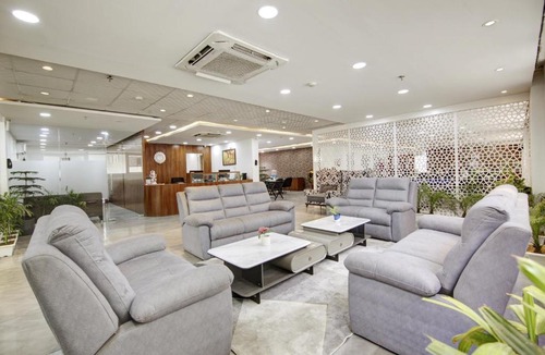DLF Phase 3 Hotel | Royal orbit Hotel