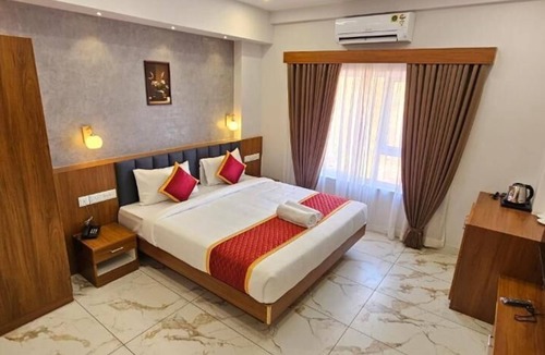 Thalassery Hotel | ROYAL PALACE STAY