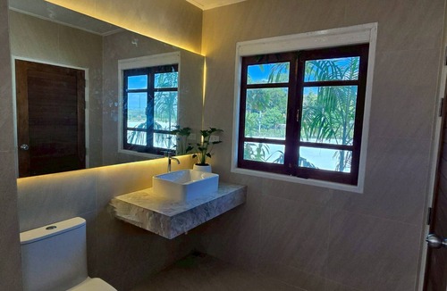 Downtown Krabi Hotel | ROYAL PINEAPPLE HOTEL | A Welcome to Wealth and Good Fortune