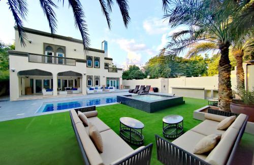 Jumeirah Park Villa | Royal private pool, Lux 7-bedroom villa on Marina