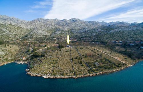 Starigrad Villa | Royal Promons - heated pool